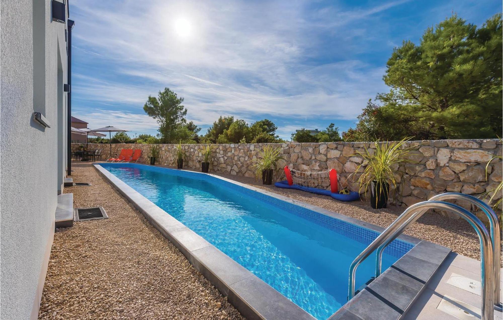 Four-Bedroom Holiday Home in Šibenik Buitenkant foto